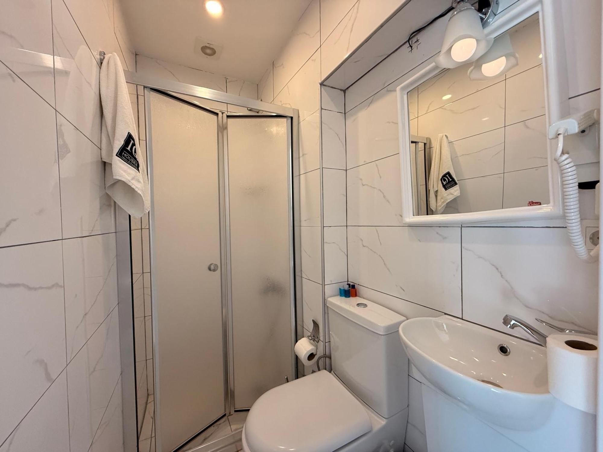 Iq Hotel Стамбул Экстерьер фото